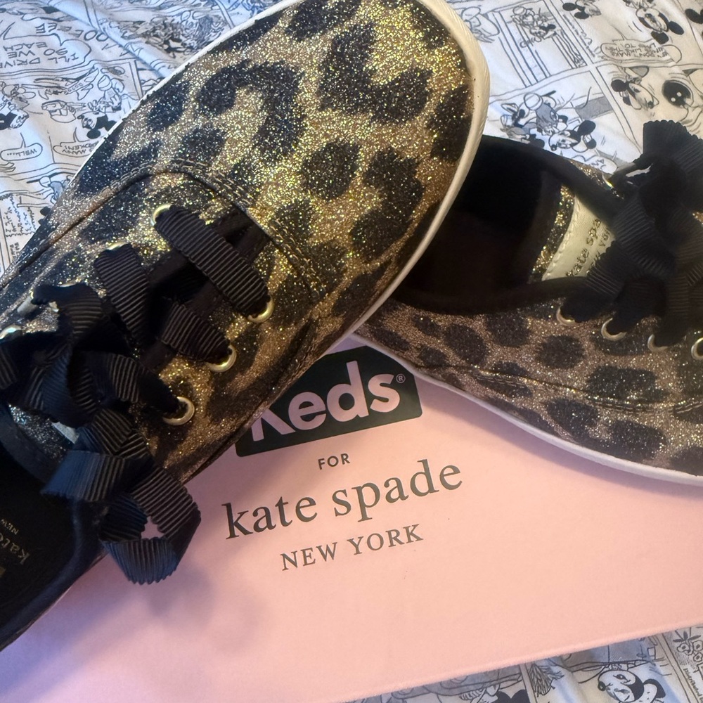 Brand new never worn Kate spade glitter leopards tennis shoes! Size 7.5